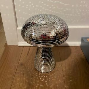 Cupcakes & Cashmere disco mushroom!